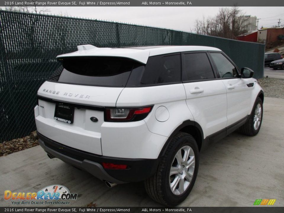 2016 Land Rover Range Rover Evoque SE Fuji White / Espresso/Almond Photo #4
