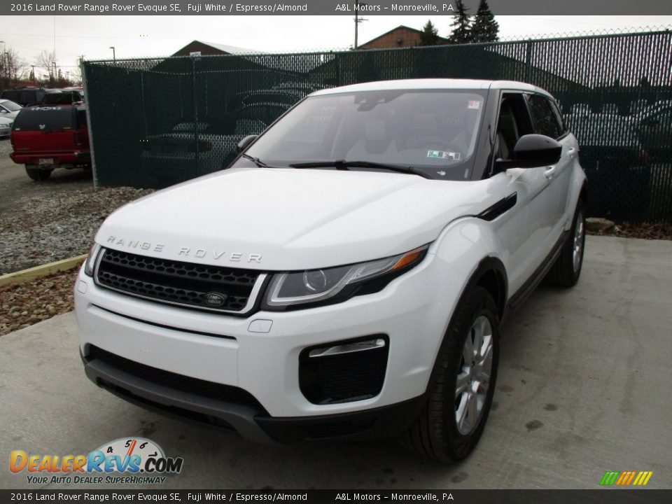 2016 Land Rover Range Rover Evoque SE Fuji White / Espresso/Almond Photo #7