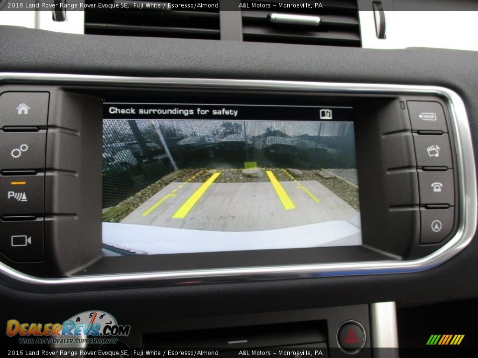 2016 Land Rover Range Rover Evoque SE Fuji White / Espresso/Almond Photo #18