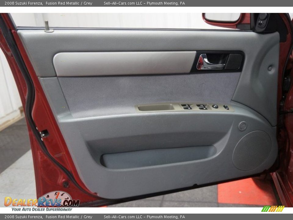 2008 Suzuki Forenza Fusion Red Metallic / Grey Photo #12