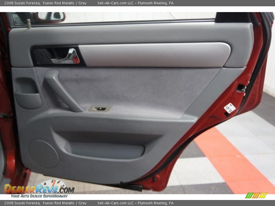 2008 Suzuki Forenza Fusion Red Metallic / Grey Photo #16