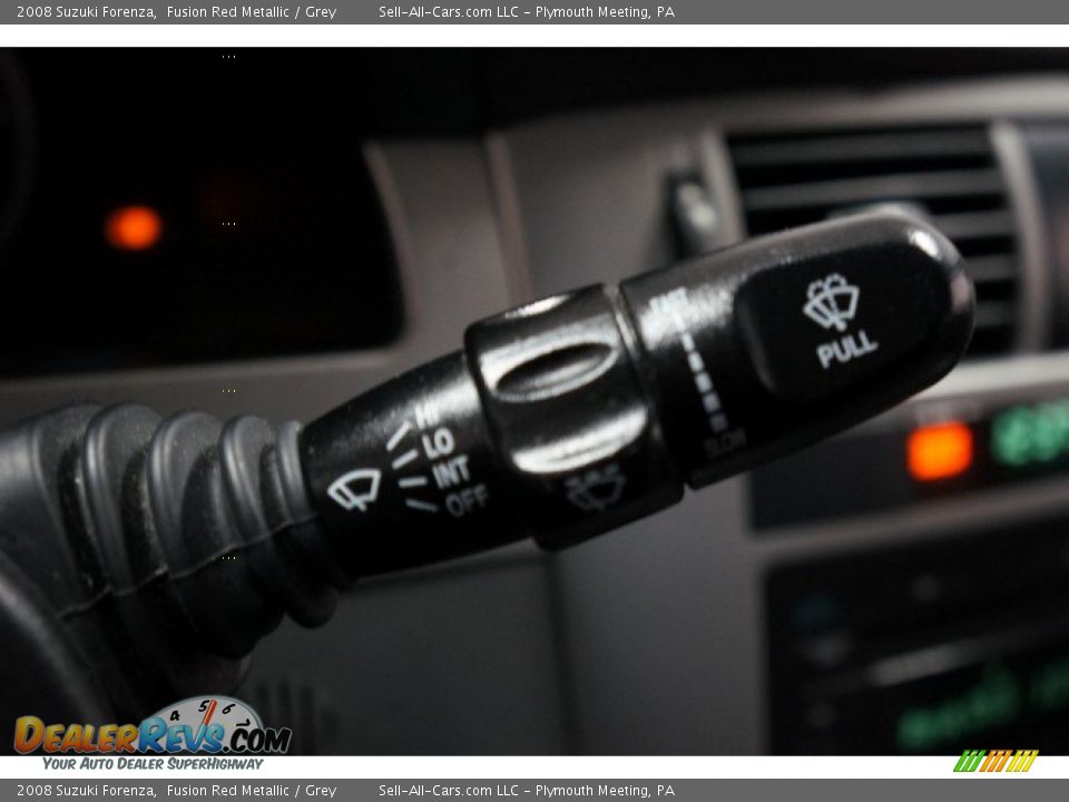 2008 Suzuki Forenza Fusion Red Metallic / Grey Photo #29