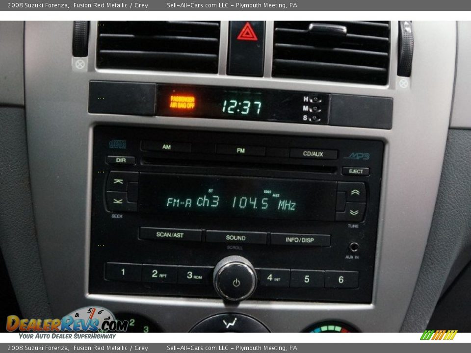2008 Suzuki Forenza Fusion Red Metallic / Grey Photo #34