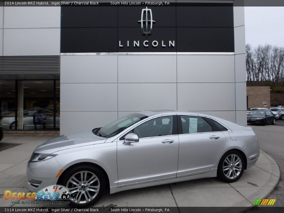 Front 3/4 View of 2014 Lincoln MKZ Hybrid Photo #1