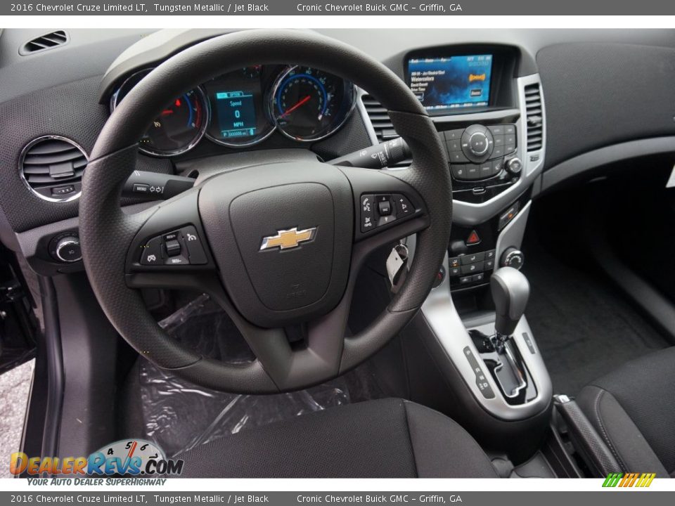 2016 Chevrolet Cruze Limited LT Tungsten Metallic / Jet Black Photo #10