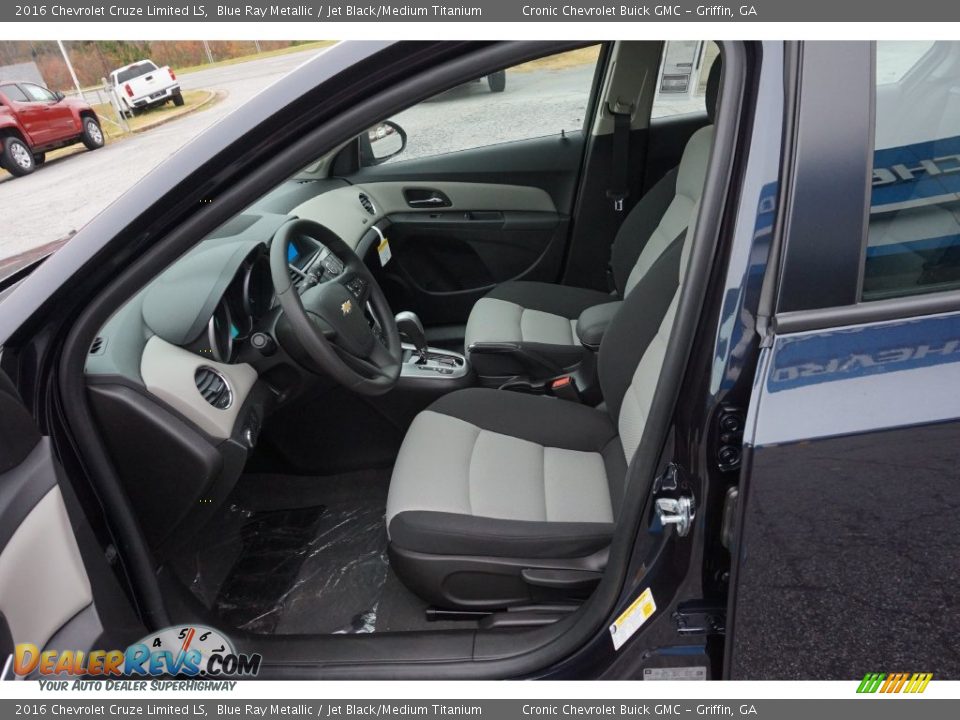 2016 Chevrolet Cruze Limited LS Blue Ray Metallic / Jet Black/Medium Titanium Photo #9