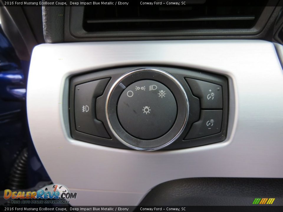 Controls of 2016 Ford Mustang EcoBoost Coupe Photo #27