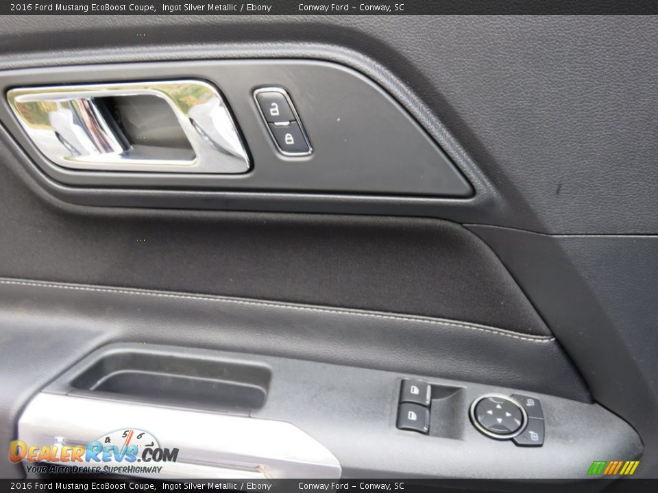 Controls of 2016 Ford Mustang EcoBoost Coupe Photo #28