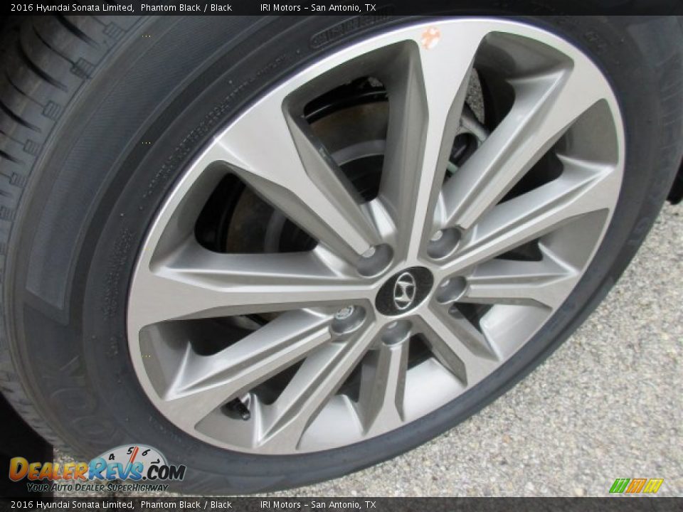 2016 Hyundai Sonata Limited Phantom Black / Black Photo #3