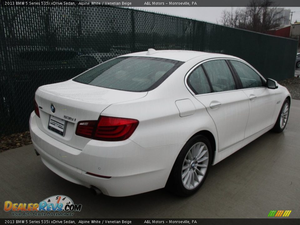 2013 BMW 5 Series 535i xDrive Sedan Alpine White / Venetian Beige Photo #4