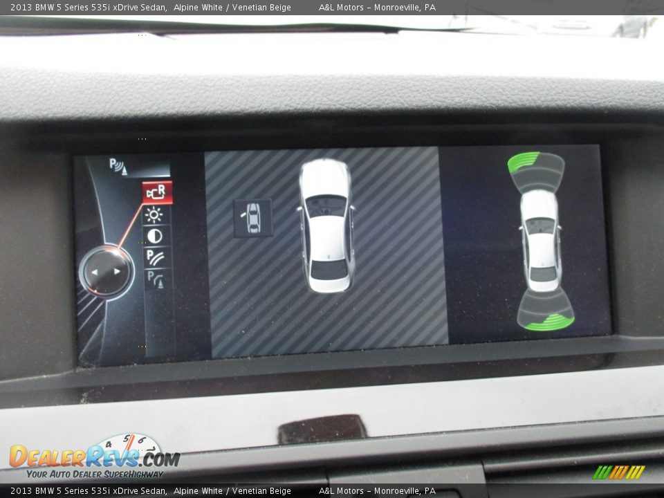 2013 BMW 5 Series 535i xDrive Sedan Alpine White / Venetian Beige Photo #18
