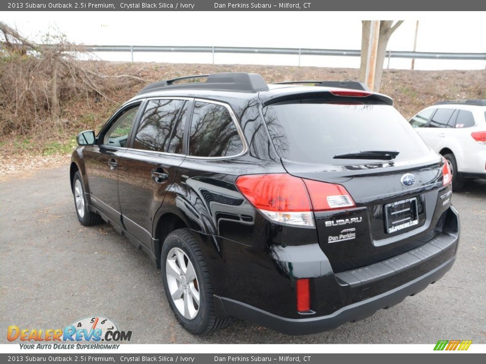 2013 Subaru Outback 2.5i Premium Crystal Black Silica / Ivory Photo #10