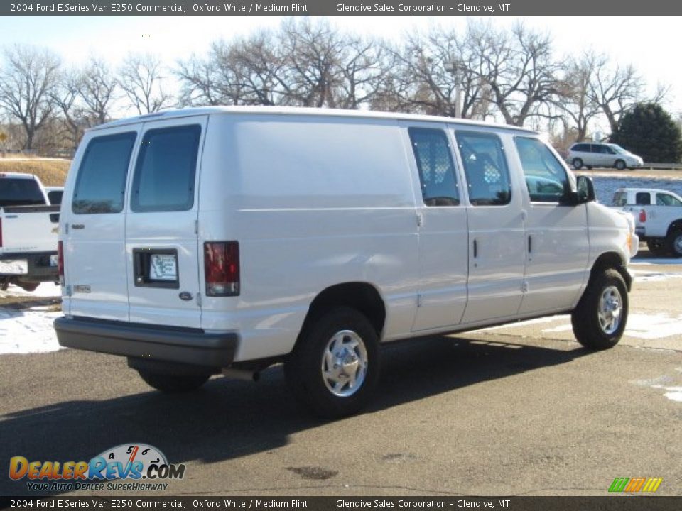 2004 Ford E Series Van E250 Commercial Oxford White / Medium Flint Photo #3