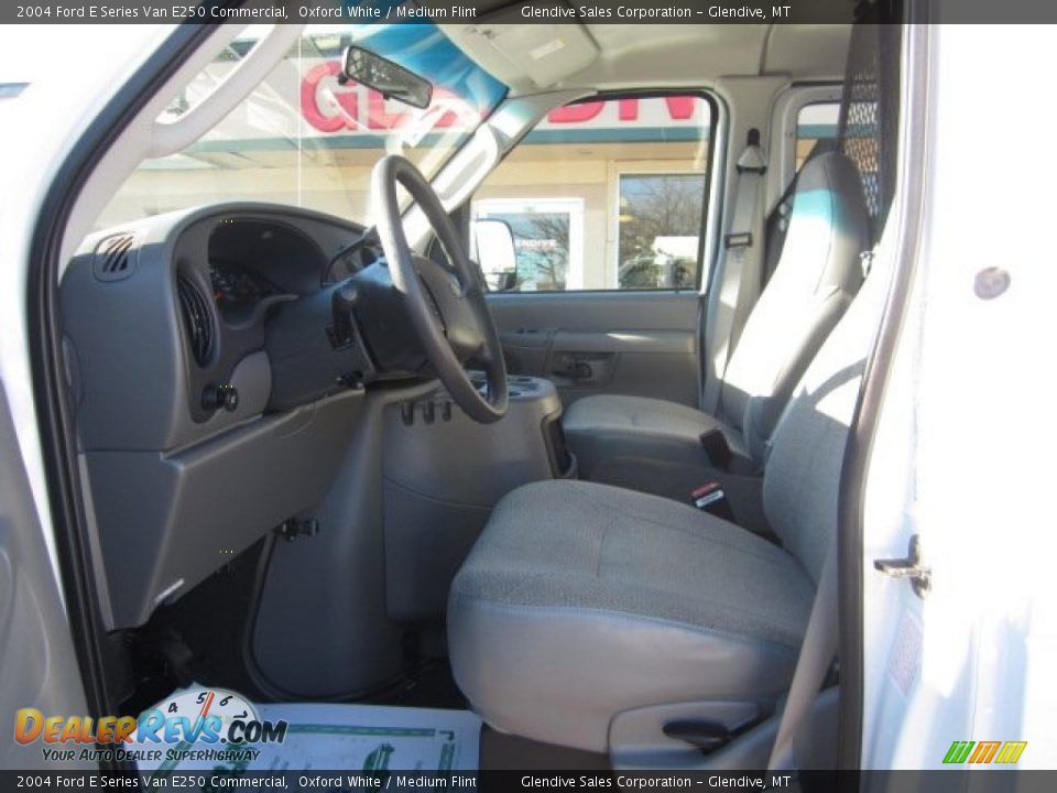 2004 Ford E Series Van E250 Commercial Oxford White / Medium Flint Photo #13