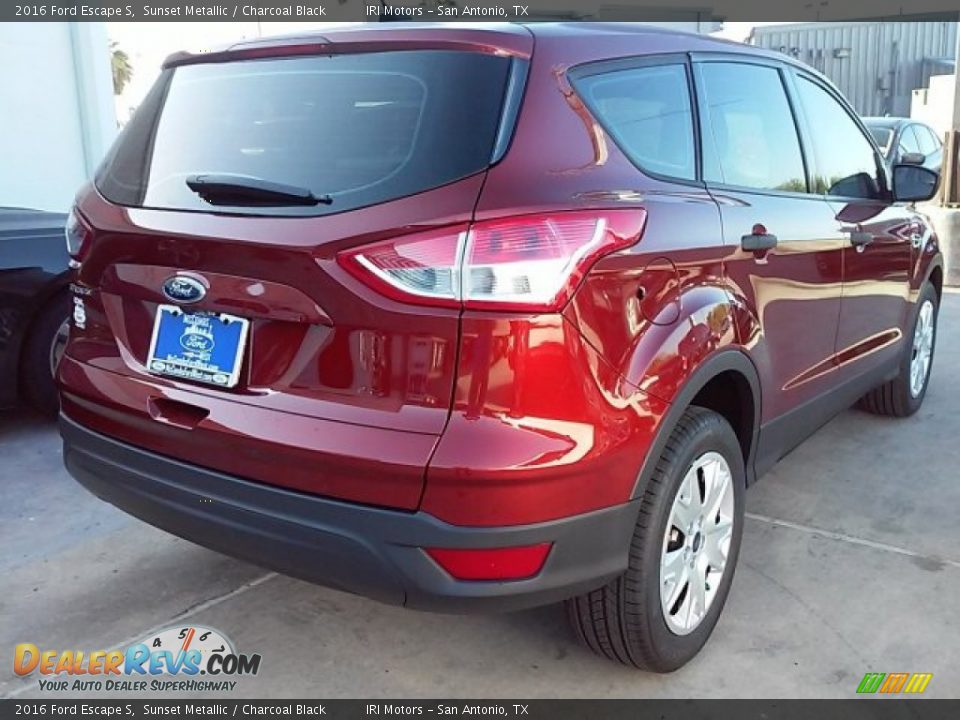 2016 Ford Escape S Sunset Metallic / Charcoal Black Photo #13