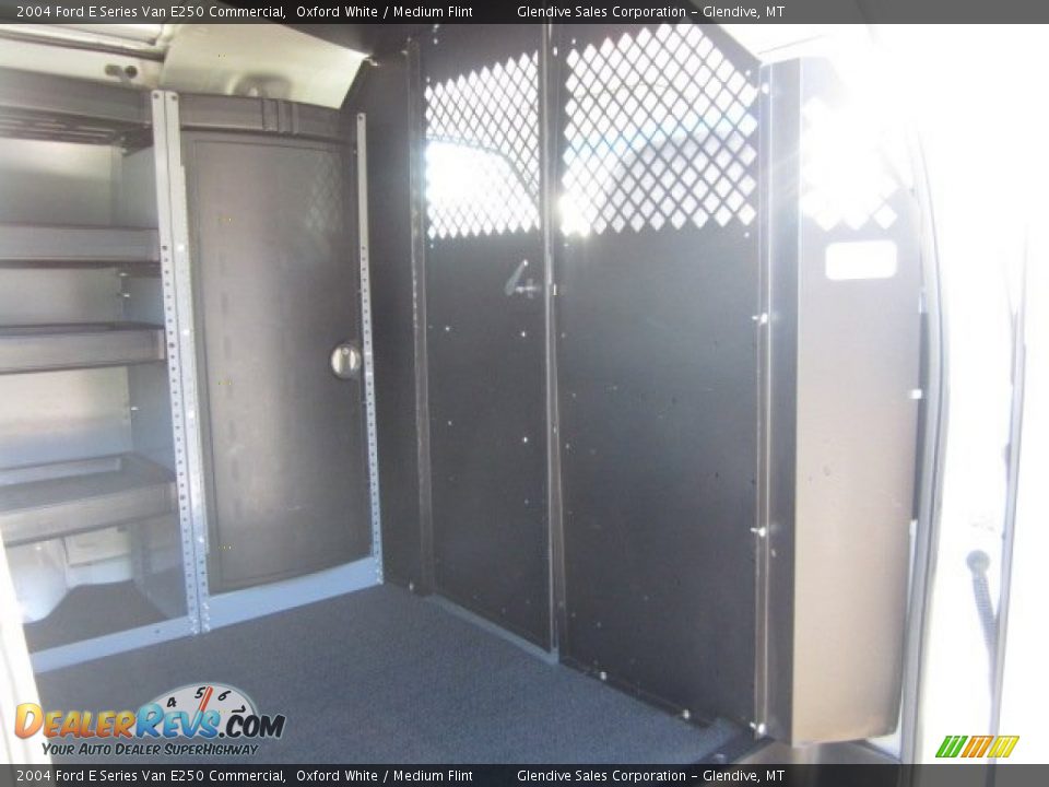 2004 Ford E Series Van E250 Commercial Oxford White / Medium Flint Photo #17