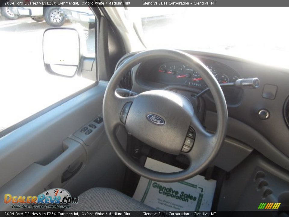 2004 Ford E Series Van E250 Commercial Oxford White / Medium Flint Photo #18