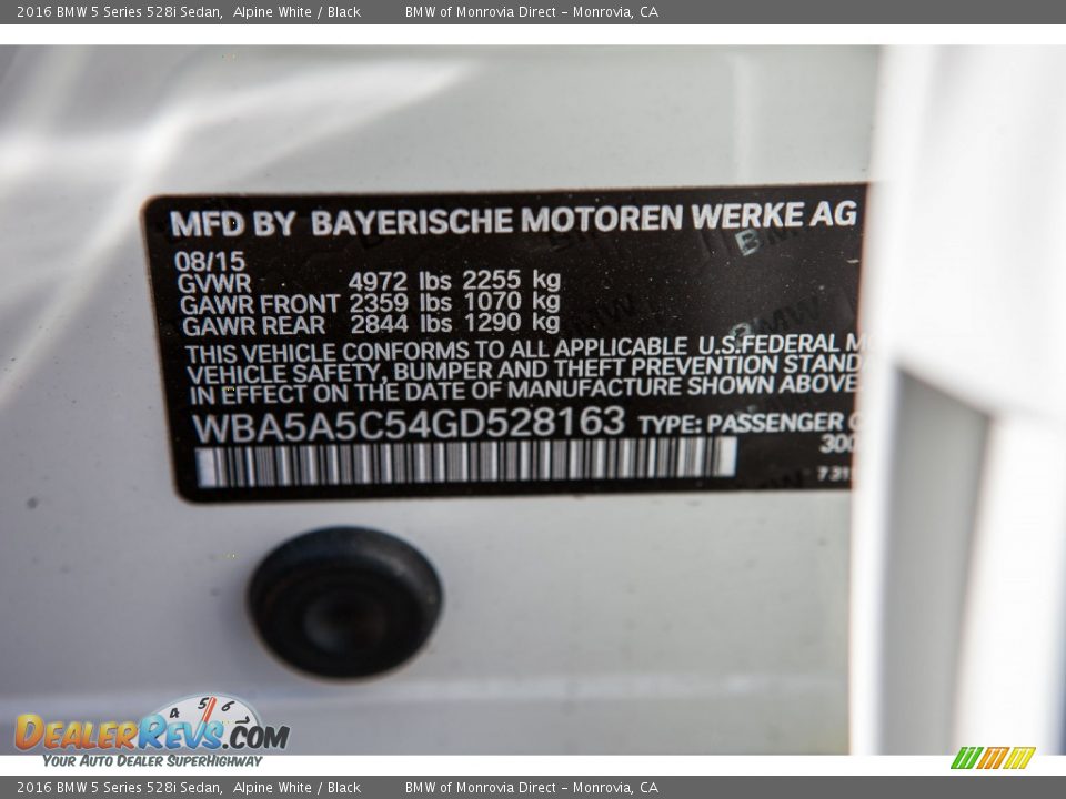 2016 BMW 5 Series 528i Sedan Alpine White / Black Photo #7