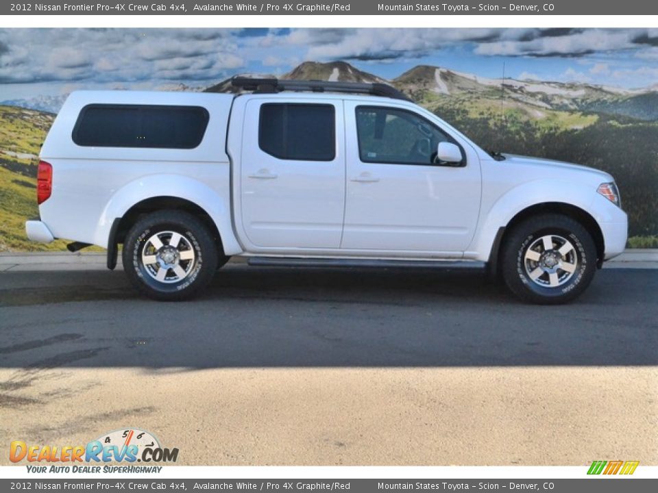 2012 Nissan Frontier Pro-4X Crew Cab 4x4 Avalanche White / Pro 4X Graphite/Red Photo #2