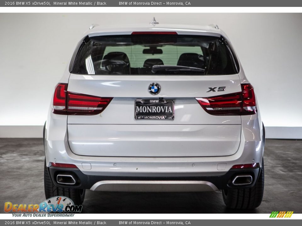 2016 BMW X5 xDrive50i Mineral White Metallic / Black Photo #2