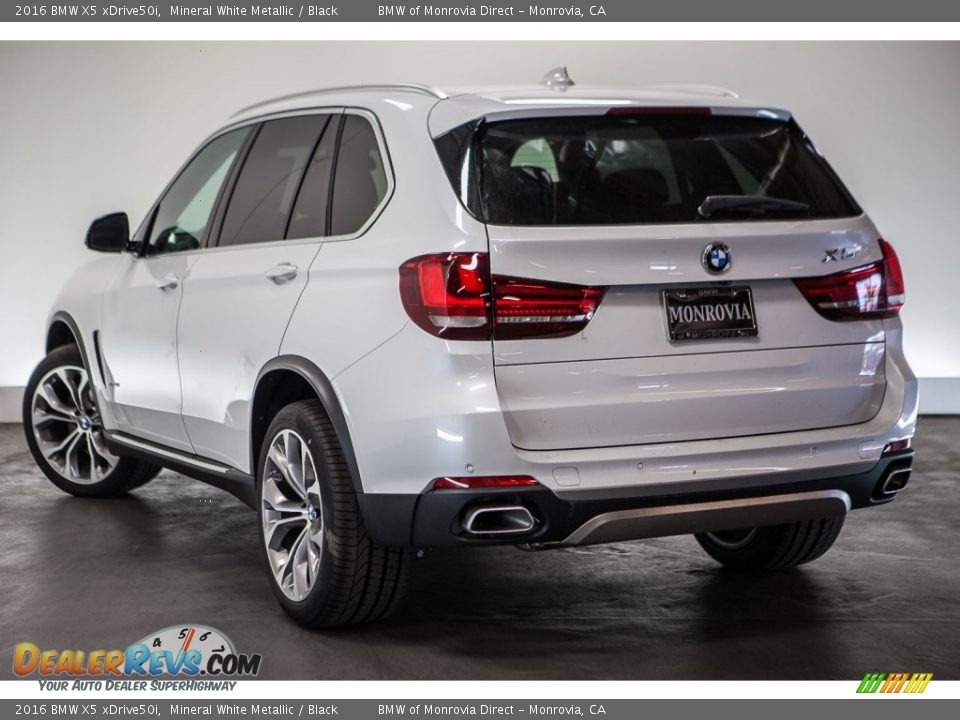 2016 BMW X5 xDrive50i Mineral White Metallic / Black Photo #3