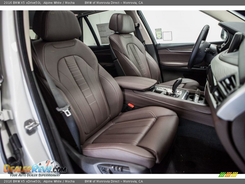 Front Seat of 2016 BMW X5 xDrive50i Photo #8