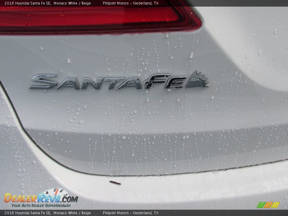 2016 Hyundai Santa Fe SE Monaco White / Beige Photo #13