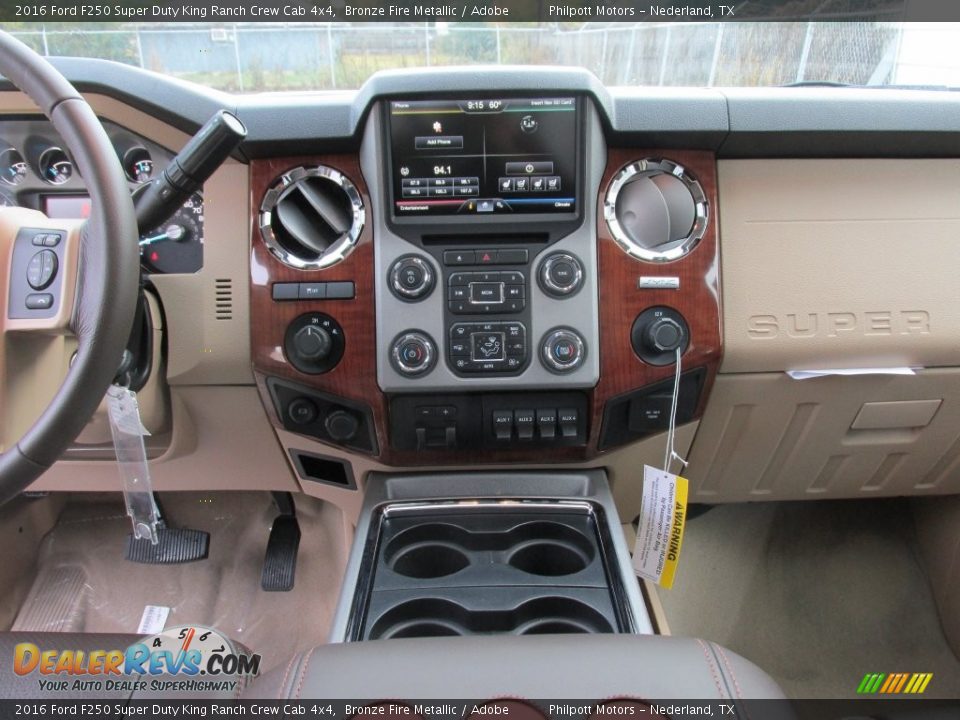 Controls of 2016 Ford F250 Super Duty King Ranch Crew Cab 4x4 Photo #29