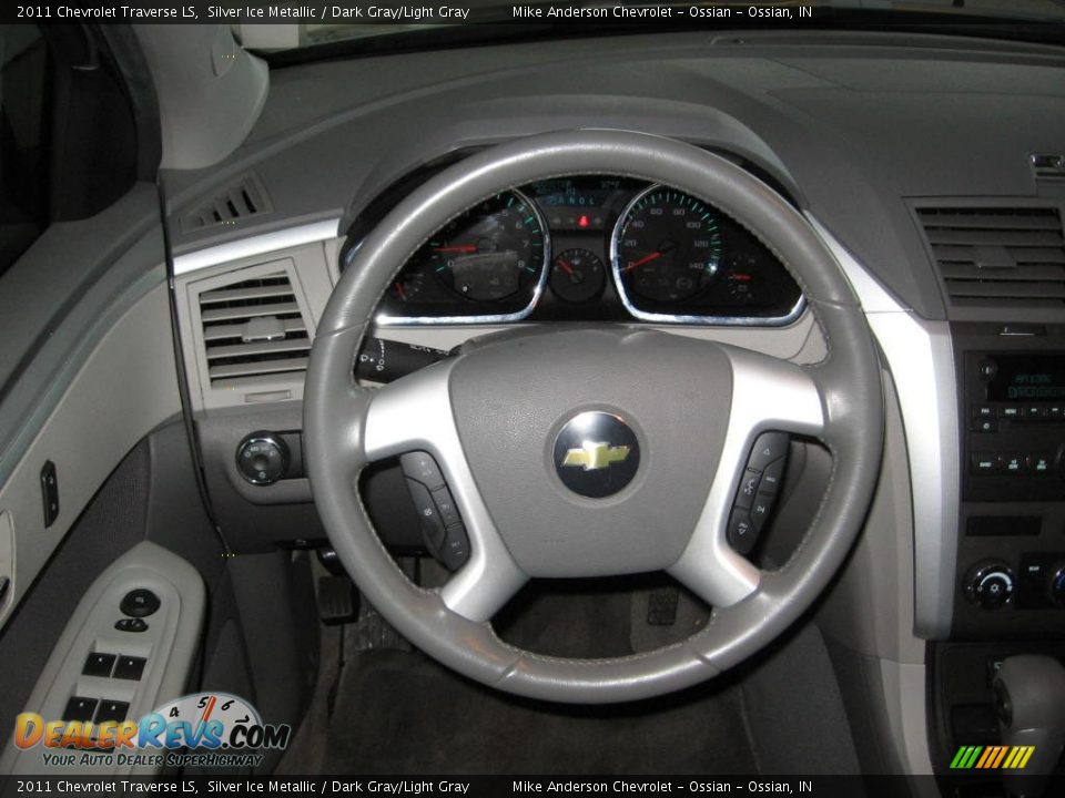 2011 Chevrolet Traverse LS Silver Ice Metallic / Dark Gray/Light Gray Photo #4