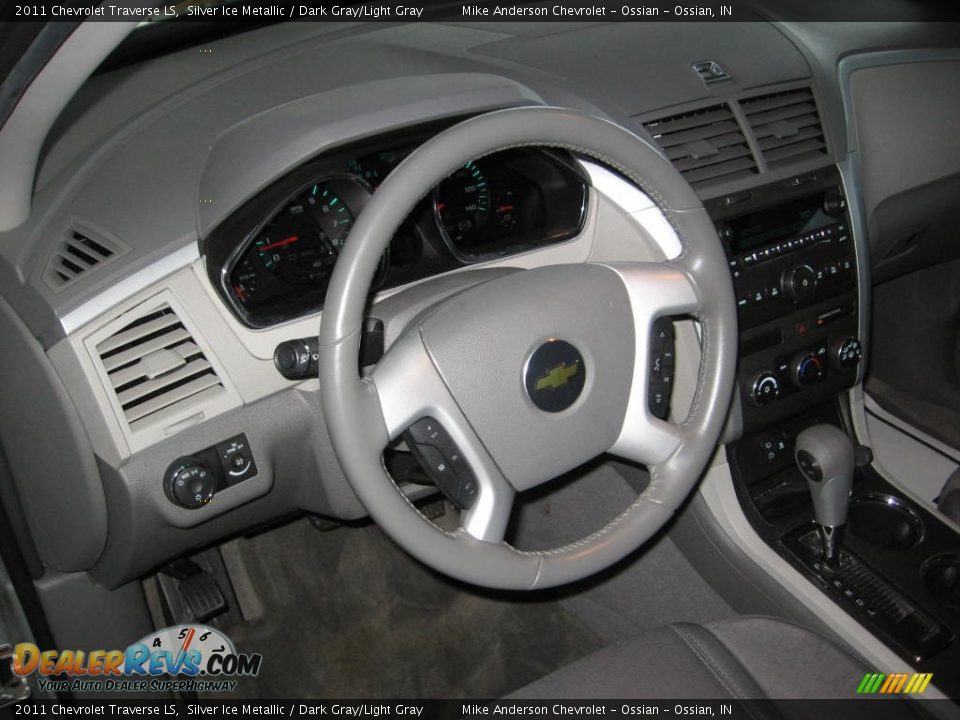 2011 Chevrolet Traverse LS Silver Ice Metallic / Dark Gray/Light Gray Photo #6