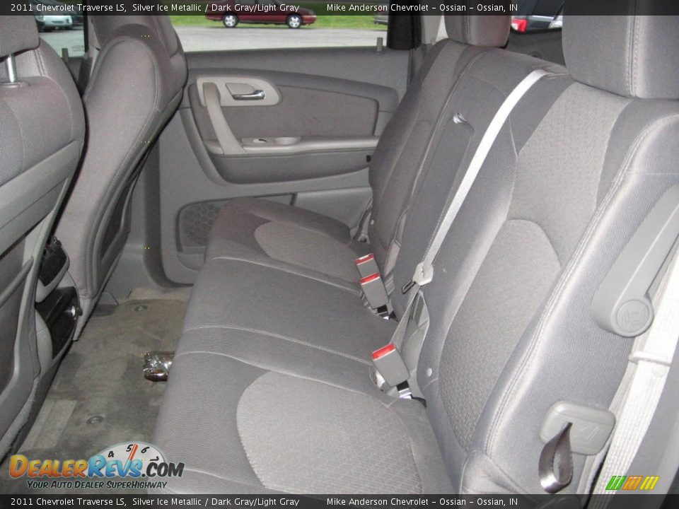 2011 Chevrolet Traverse LS Silver Ice Metallic / Dark Gray/Light Gray Photo #14