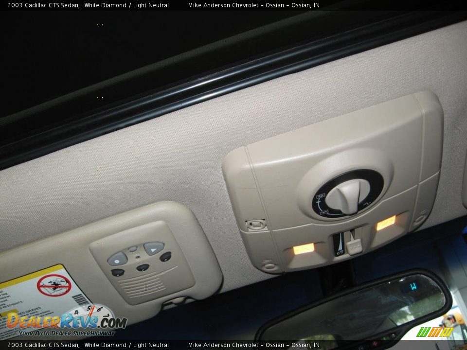 2003 Cadillac CTS Sedan White Diamond / Light Neutral Photo #10