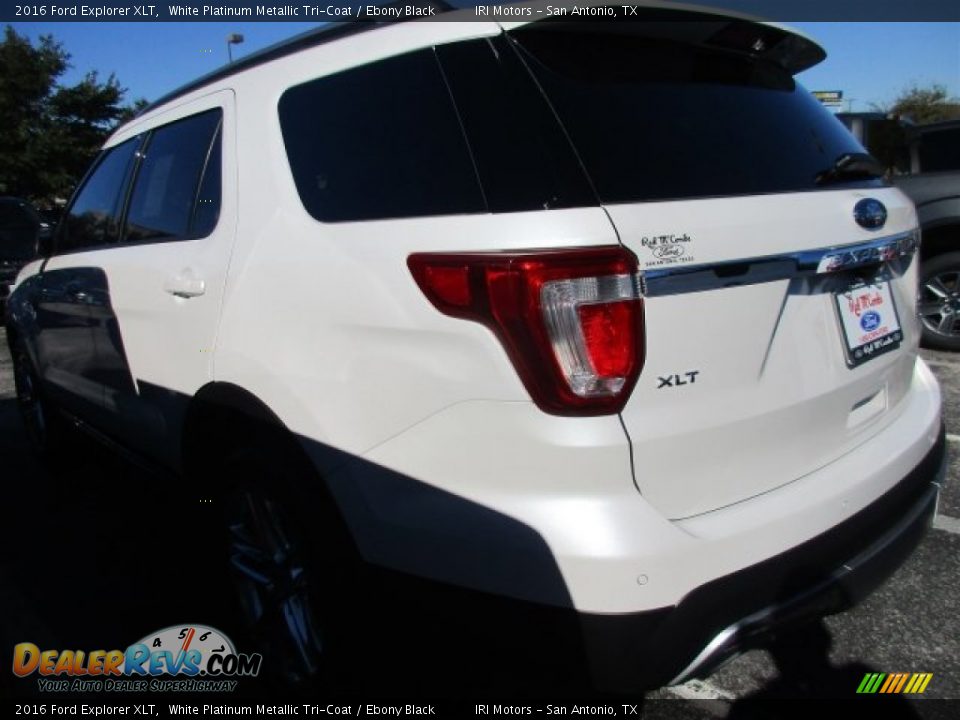 2016 Ford Explorer XLT White Platinum Metallic Tri-Coat / Ebony Black Photo #4