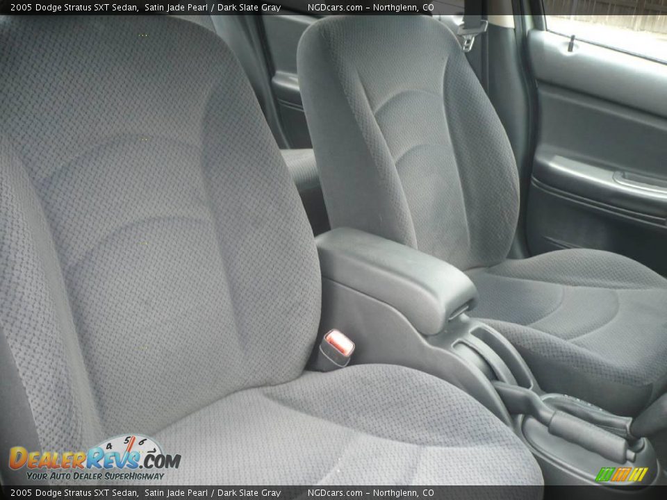 2005 Dodge Stratus SXT Sedan Satin Jade Pearl / Dark Slate Gray Photo #8
