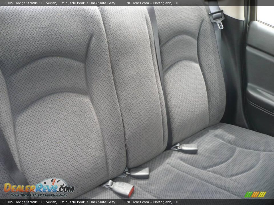 2005 Dodge Stratus SXT Sedan Satin Jade Pearl / Dark Slate Gray Photo #9