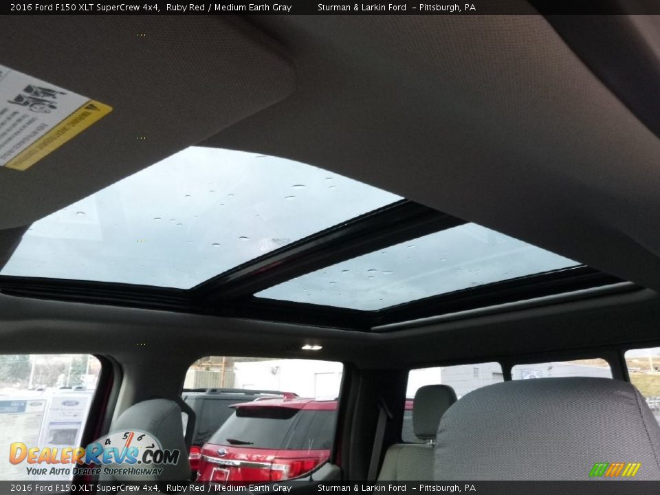 Sunroof of 2016 Ford F150 XLT SuperCrew 4x4 Photo #14