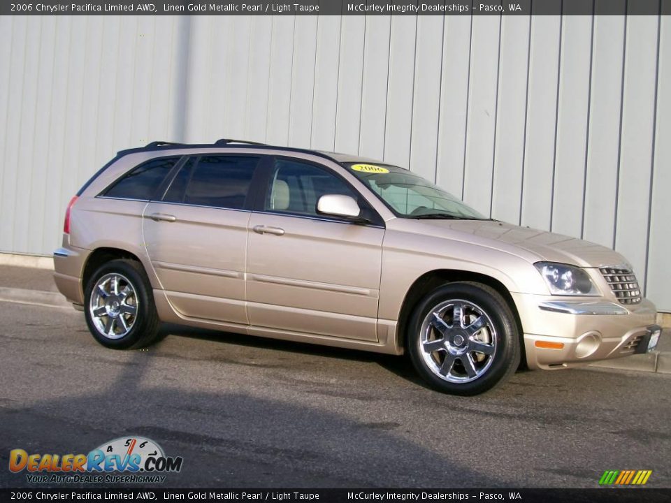 2006 Chrysler Pacifica Limited AWD Linen Gold Metallic Pearl / Light Taupe Photo #1