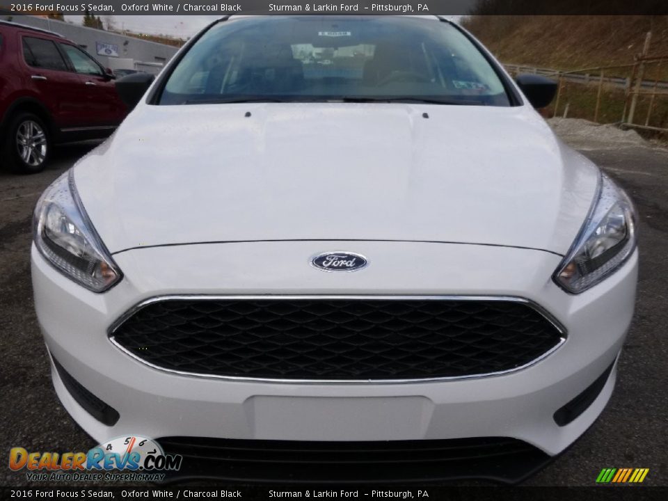 2016 Ford Focus S Sedan Oxford White / Charcoal Black Photo #6