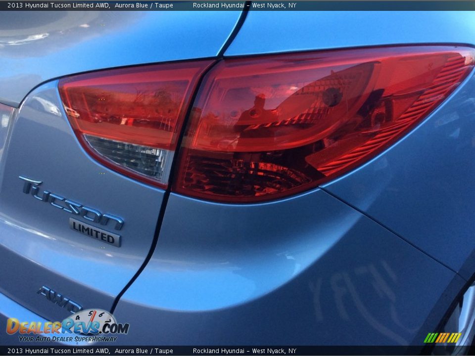2013 Hyundai Tucson Limited AWD Aurora Blue / Taupe Photo #24