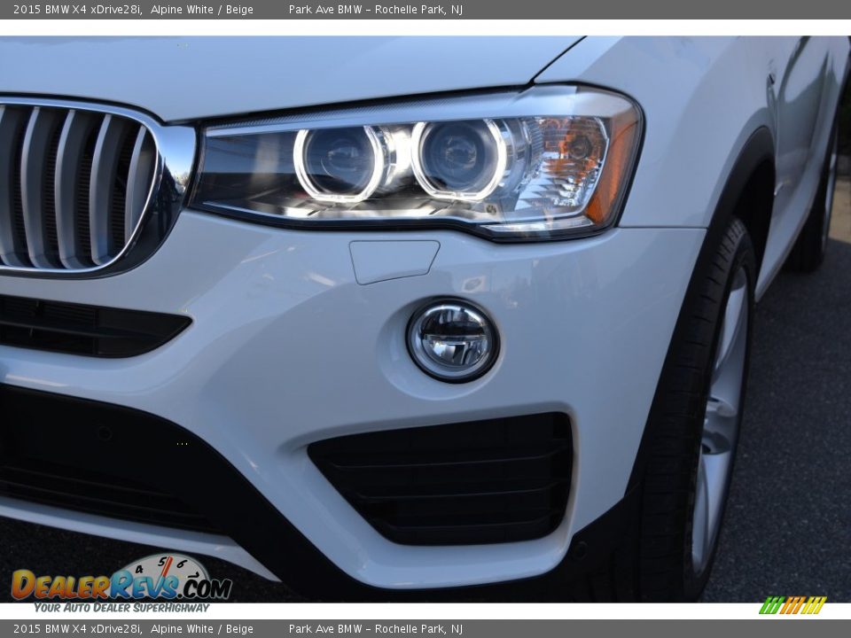 2015 BMW X4 xDrive28i Alpine White / Beige Photo #31
