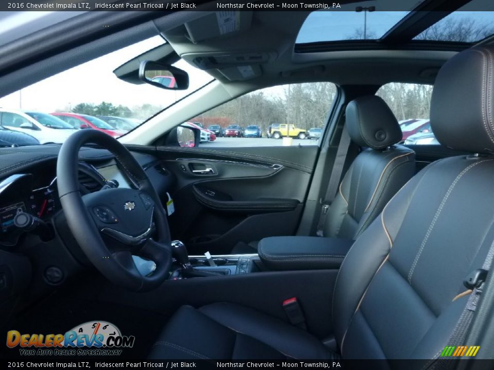 Front Seat of 2016 Chevrolet Impala LTZ Photo #10