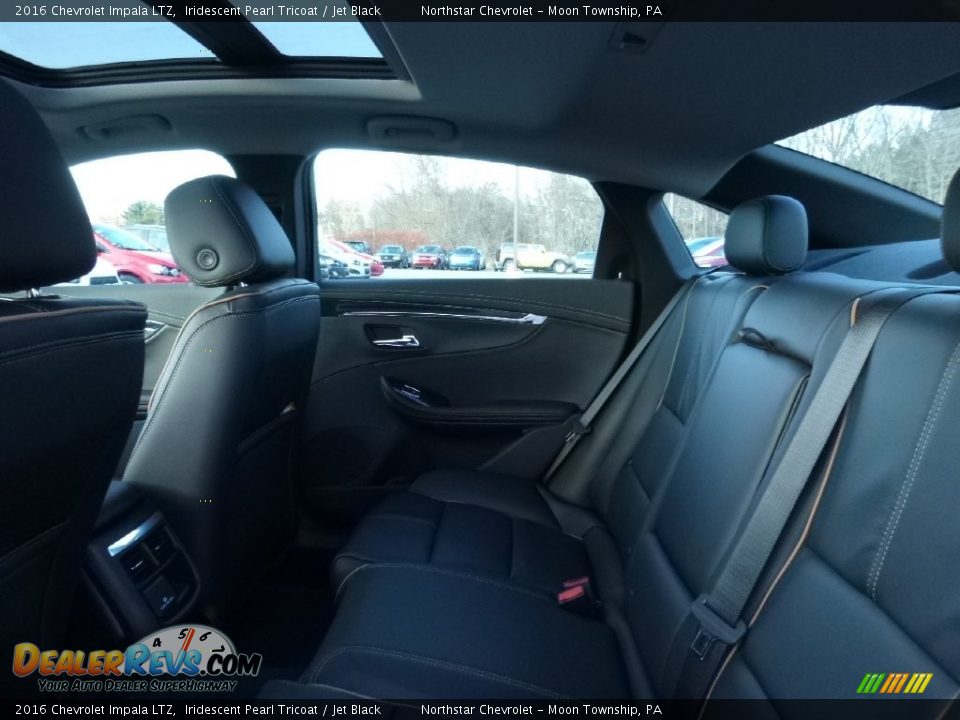 Rear Seat of 2016 Chevrolet Impala LTZ Photo #11
