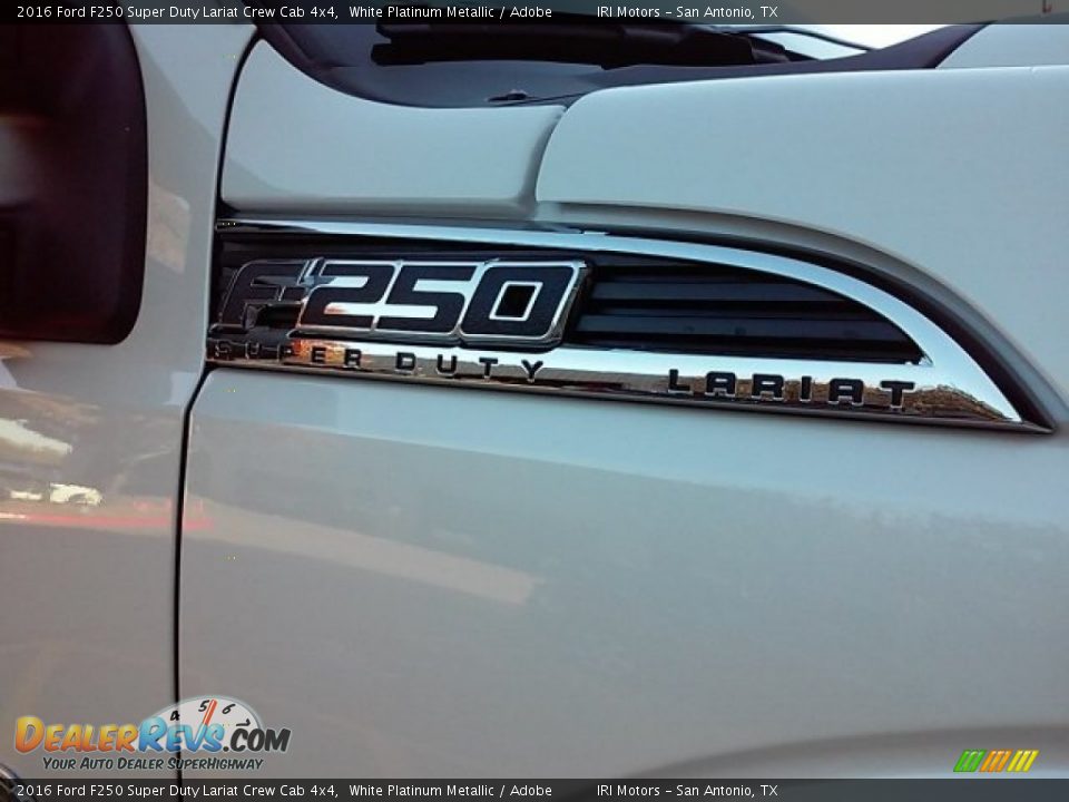 2016 Ford F250 Super Duty Lariat Crew Cab 4x4 White Platinum Metallic / Adobe Photo #6