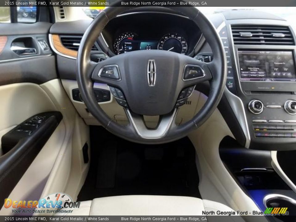 2015 Lincoln MKC FWD Karat Gold Metallic / White Sands Photo #17