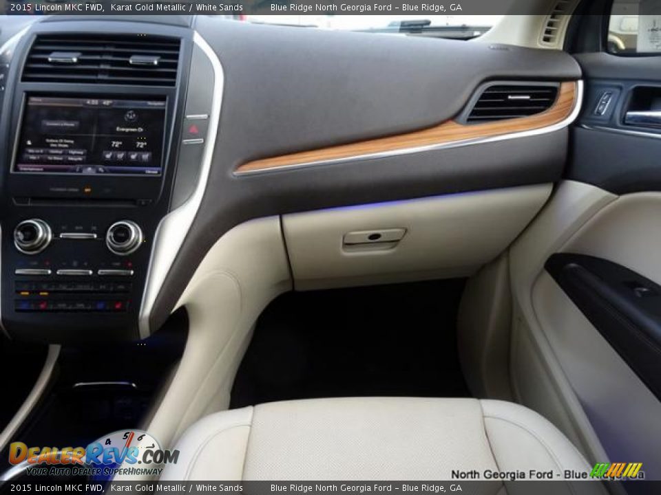2015 Lincoln MKC FWD Karat Gold Metallic / White Sands Photo #19