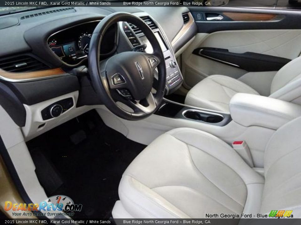 2015 Lincoln MKC FWD Karat Gold Metallic / White Sands Photo #33