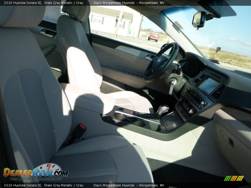 2016 Hyundai Sonata SE Shale Gray Metallic / Gray Photo #4