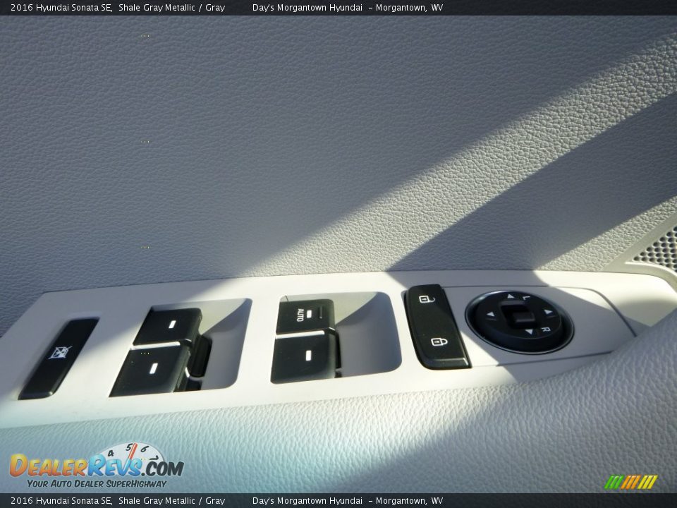 2016 Hyundai Sonata SE Shale Gray Metallic / Gray Photo #19