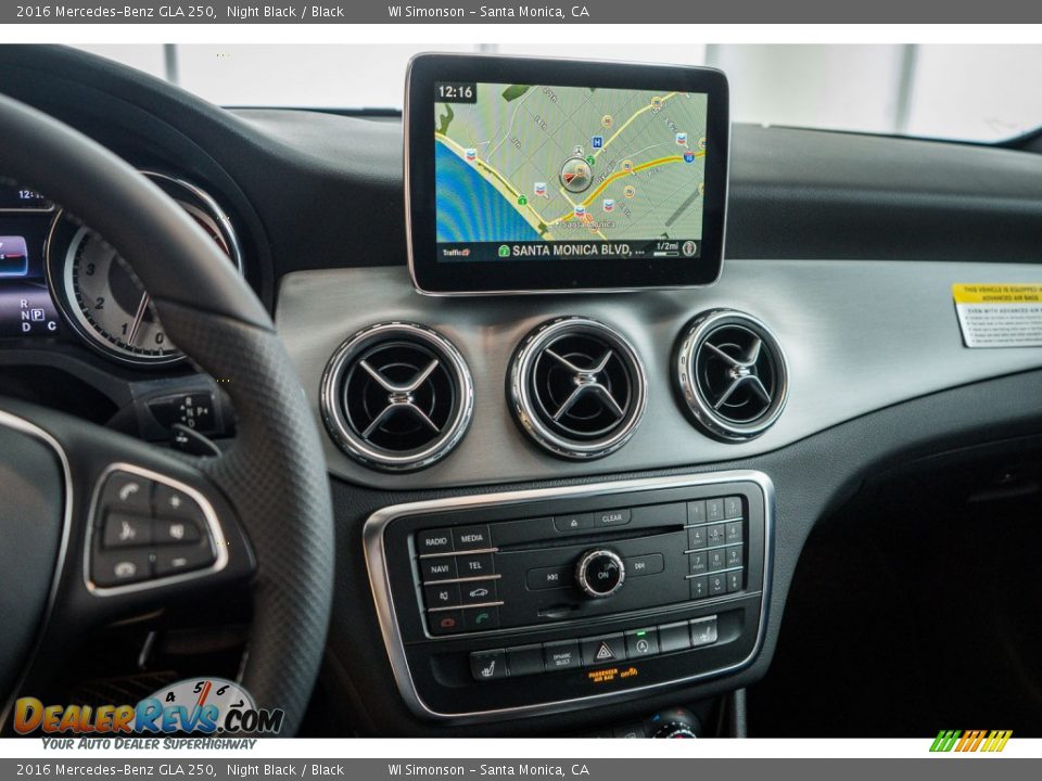 Controls of 2016 Mercedes-Benz GLA 250 Photo #8