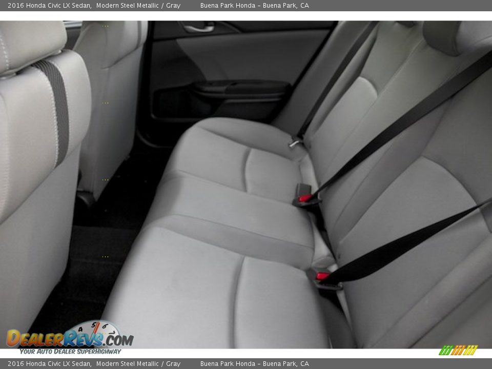 2016 Honda Civic LX Sedan Modern Steel Metallic / Gray Photo #11